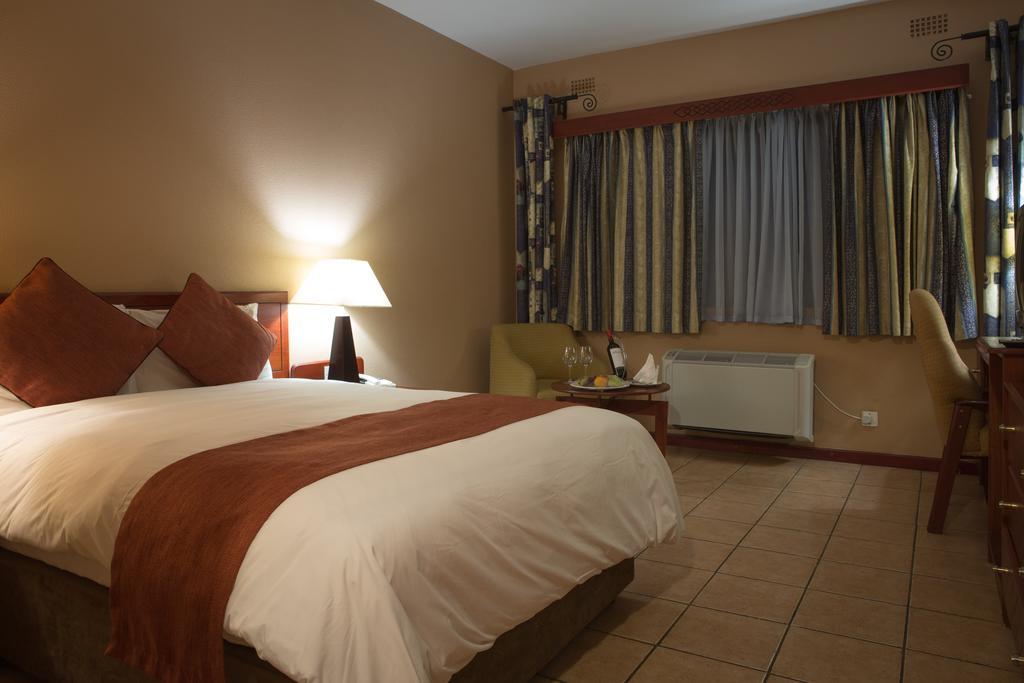 M'Kango Golfview Hotel Lusaka Cameră foto
